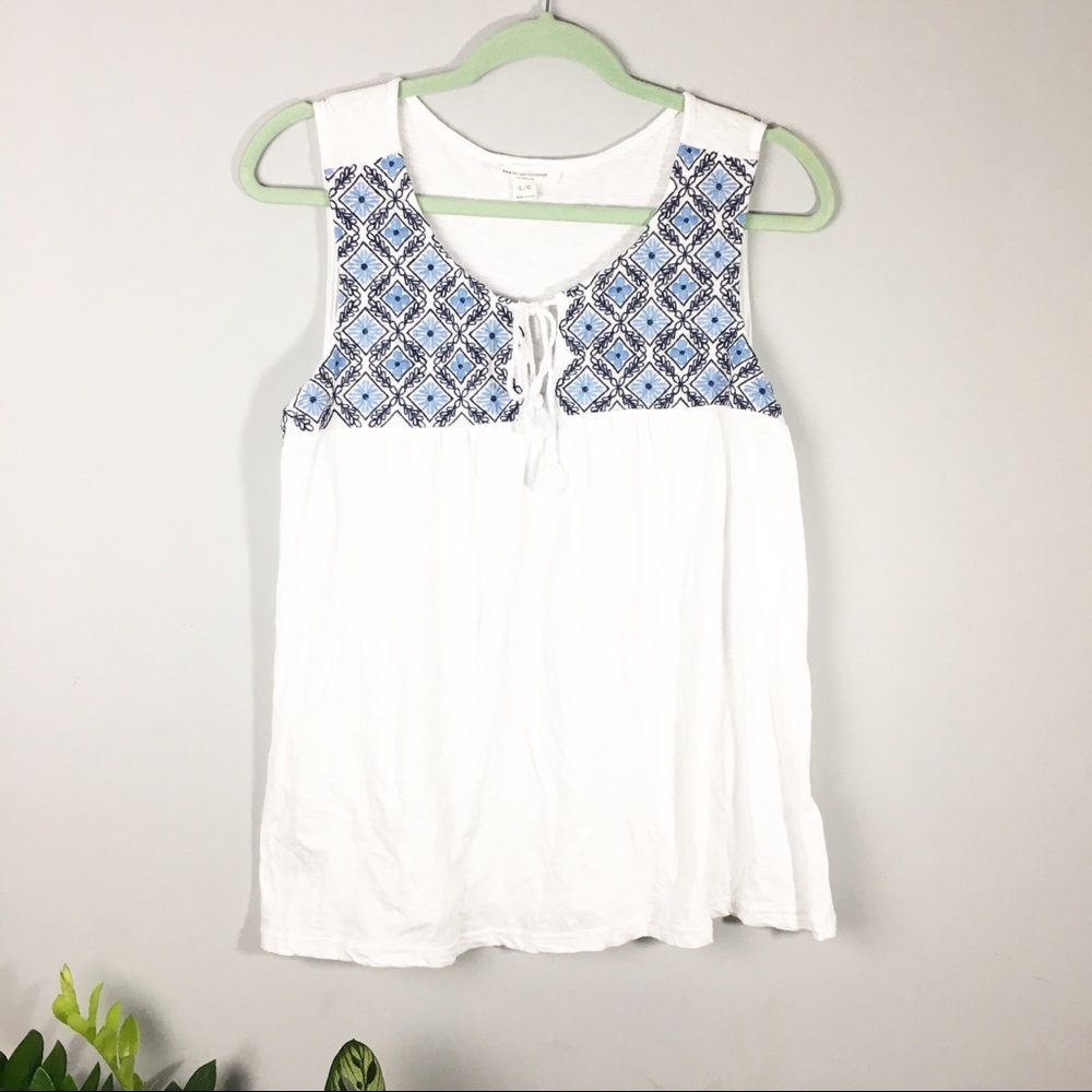 BEACHLUNCHLOUNGE • White boho tassel tank LARGE